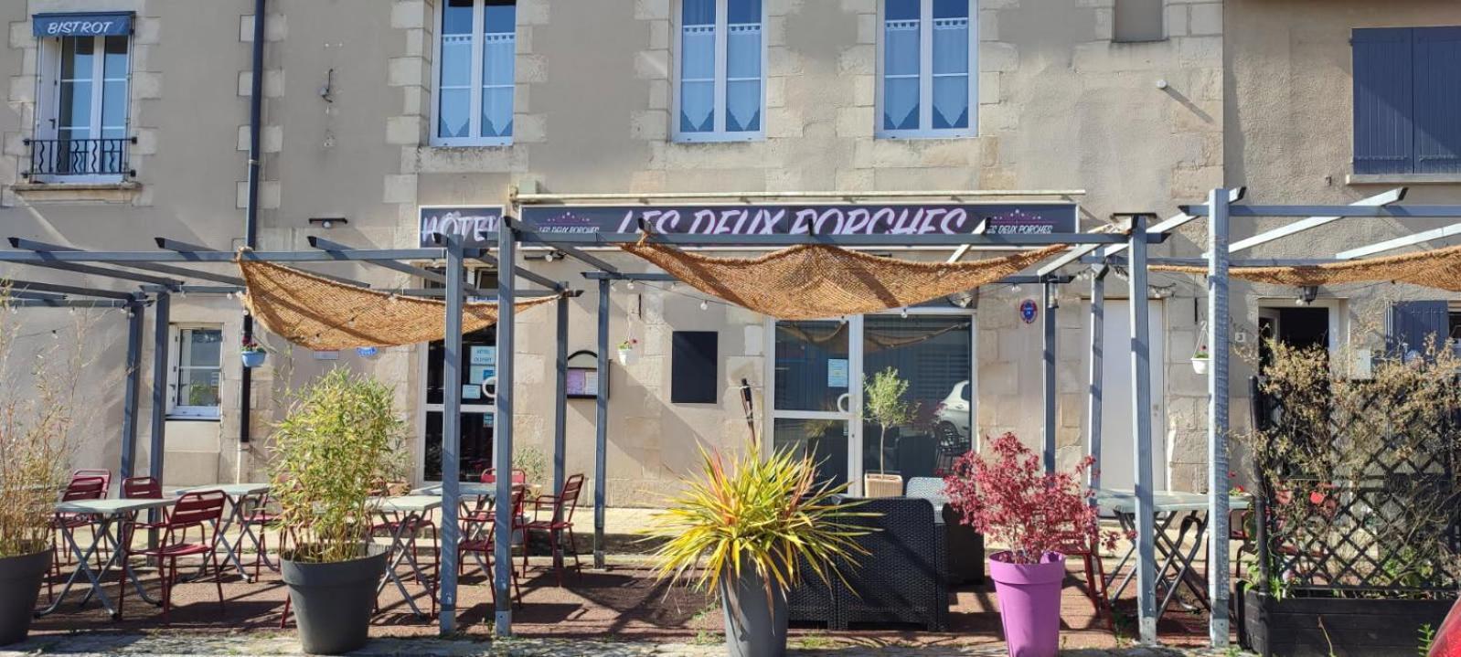 Hotel Les Deux Porches Verrieres  Exterior foto